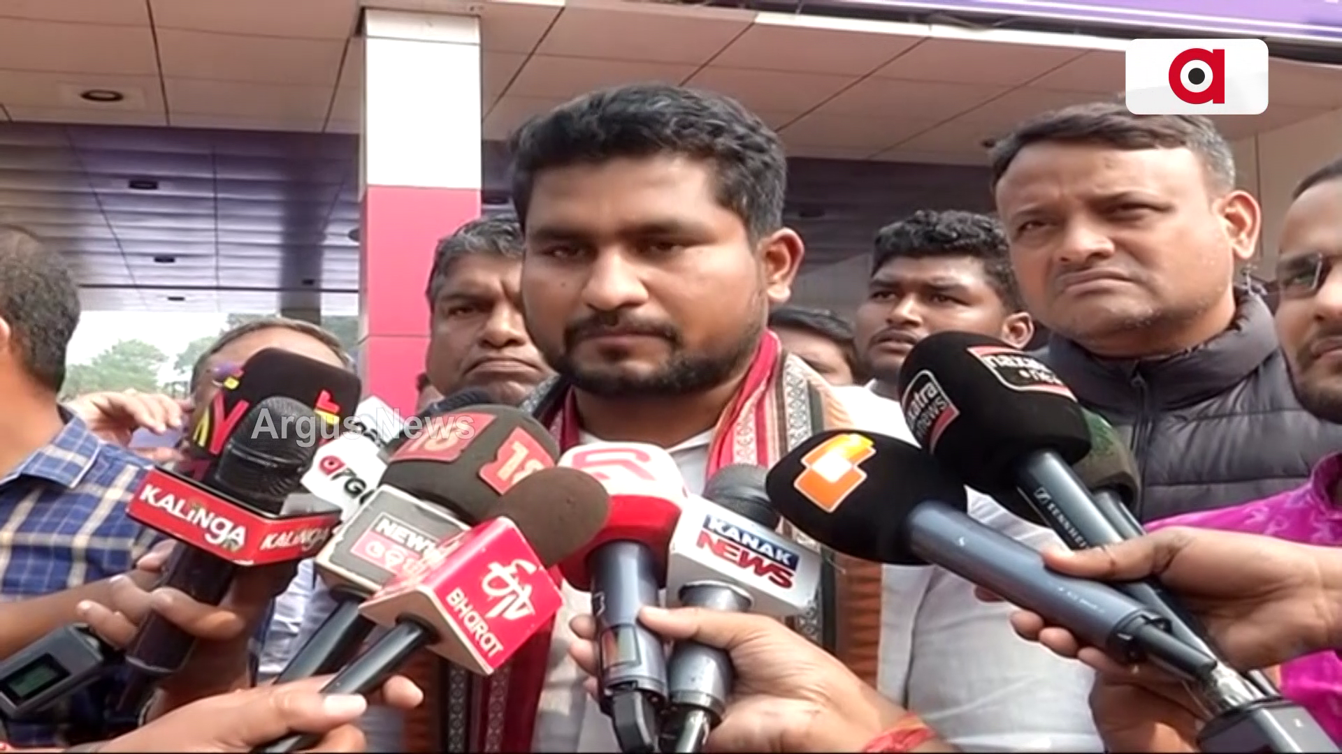 ଅଶ୍ବିନୀ ବୈଷ୍ଣବଙ୍କୁ ଭେଟିଲେ ଧାମନଗର ବିଧାୟକ