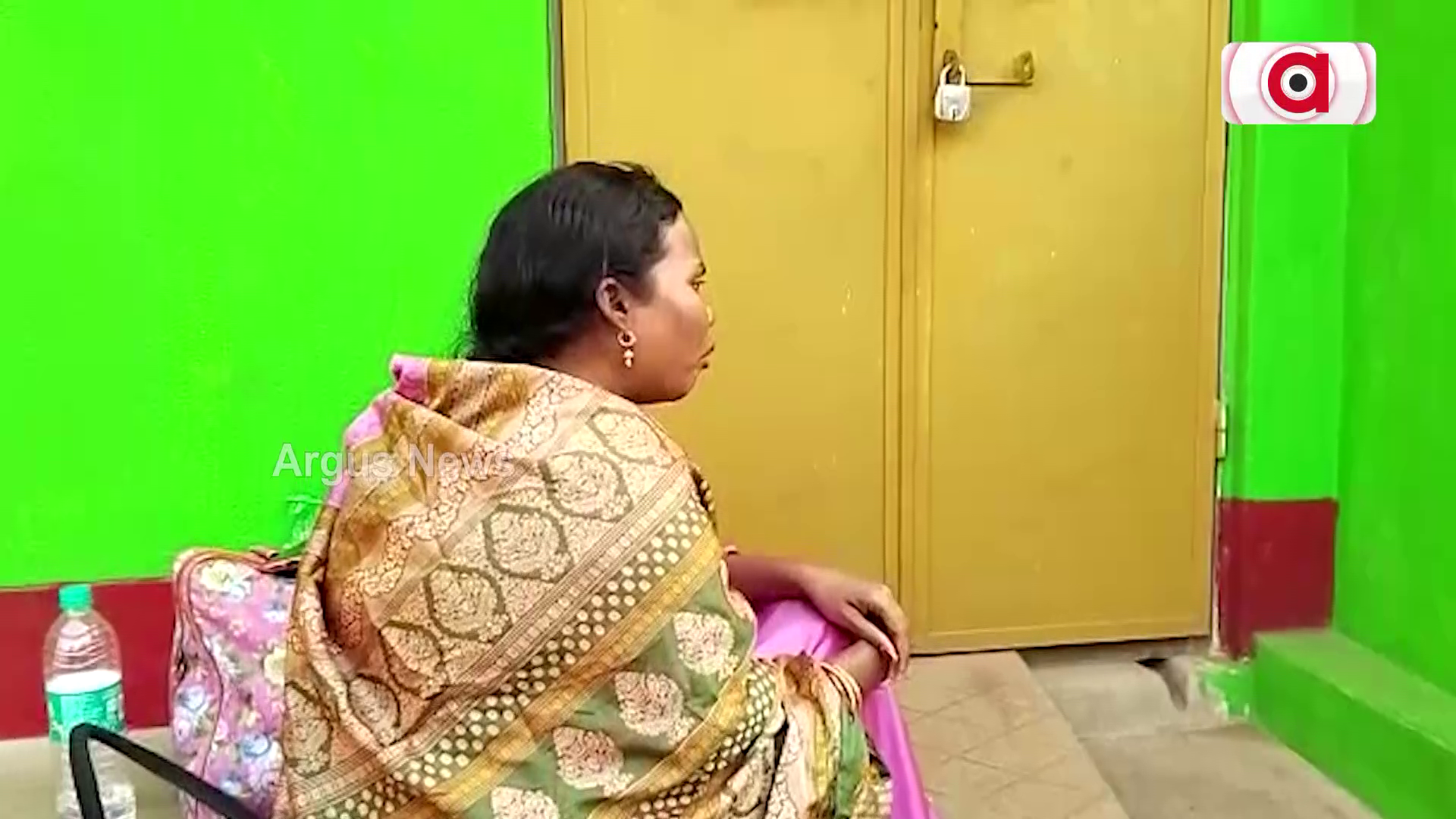 ନିଚ୍ଚ ଜାତି ବିବାହ ବୋଲି ଛାଡି ଦେଲା ସ୍ବାମୀ