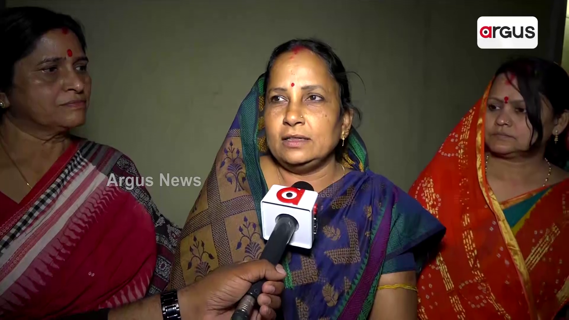 Padampur By Election | ଏକ ଘରୋଇ ଚ୍ୟାନେଲ ବିରୁଦ୍ଧରେ ସଂଘାତିକ ଅଭିଯୋଗ ଆଣିଲେ ପ୍ରଦୀପ ପୁରୋହିତଙ୍କ ସମ୍ପର୍କୀୟ