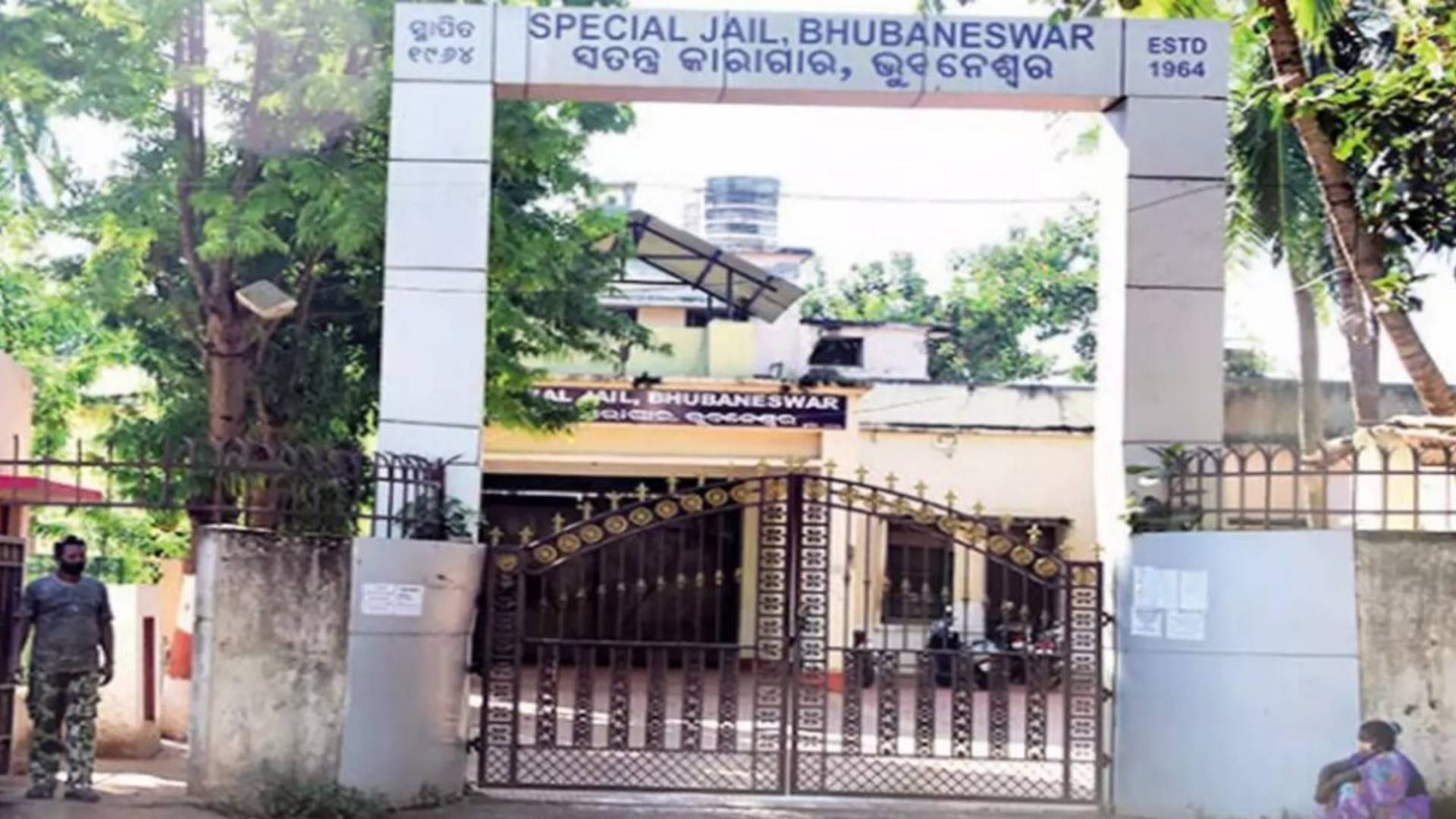Group Clash In Jharpada Jail; Warder Suspended