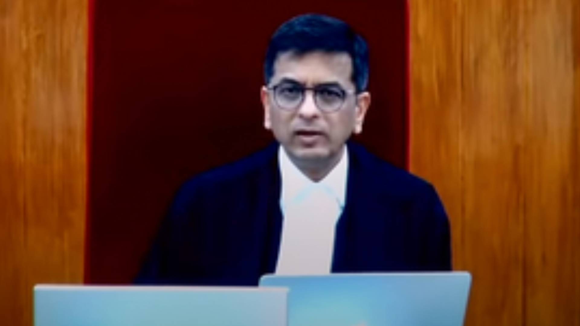 Lawyers, parties inperson to receive SC caserelated messages on WhatsApp, announces CJI