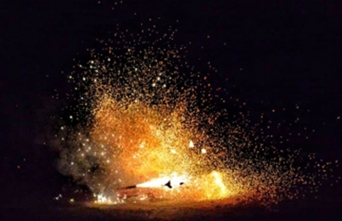 UP Boy Dies While Bursting Crackers In Steel Glass