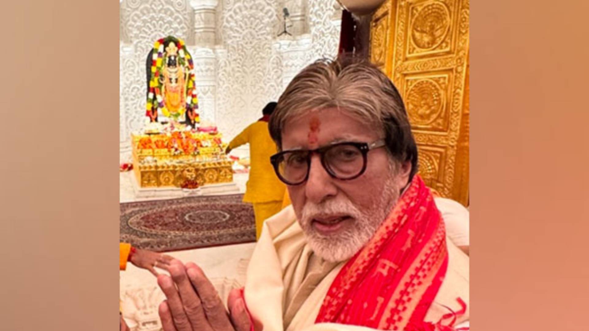 Amitabh Bachchan Shares Picture With Ram Lalla Idol In Ayodhya