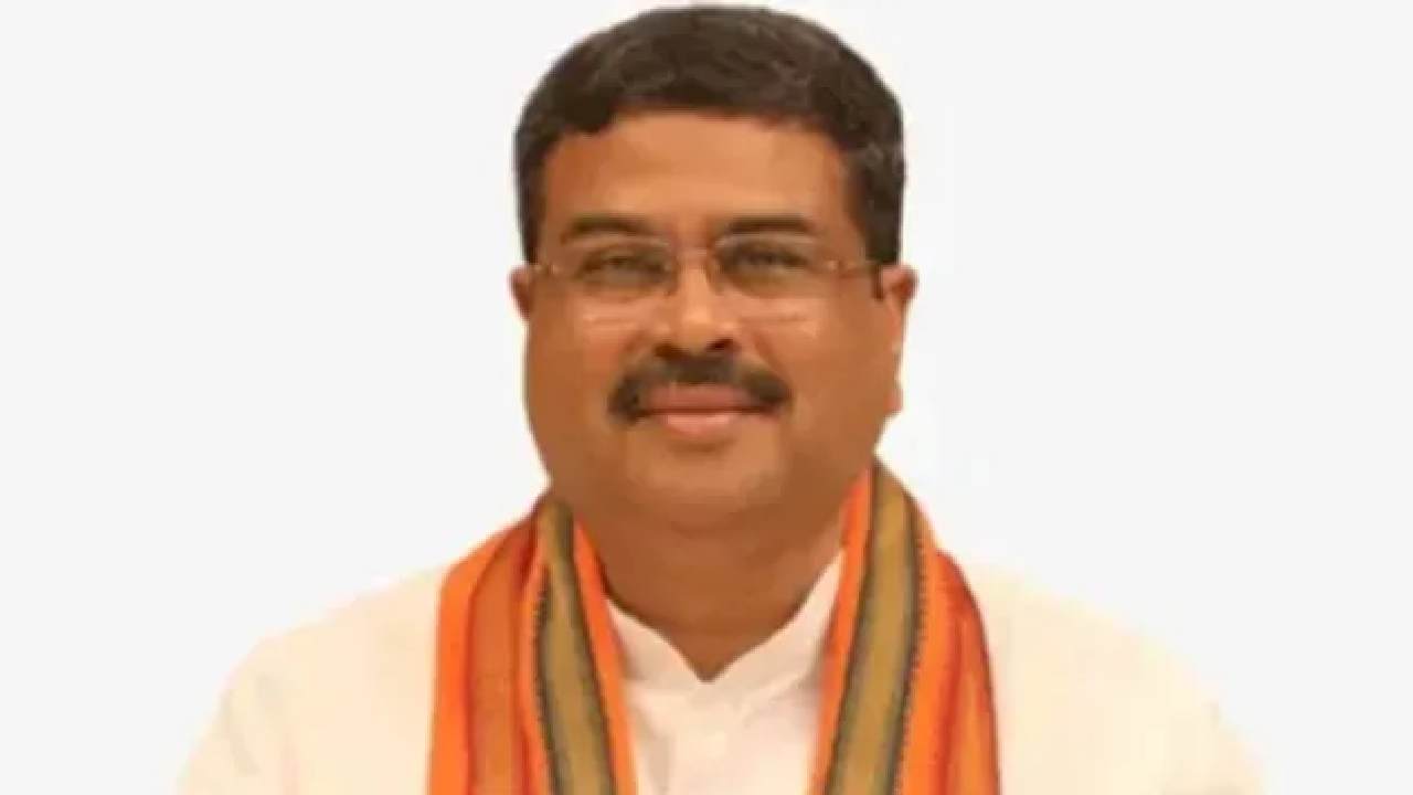 Union Minister Dharmendra Pradhan Offers Garland To Babasaheb Ambedkar On His Jayanti