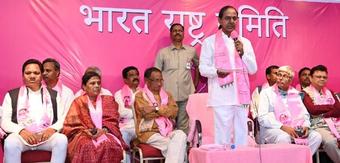 Former Odisha CM Giridhar Gamang, others join BRS
