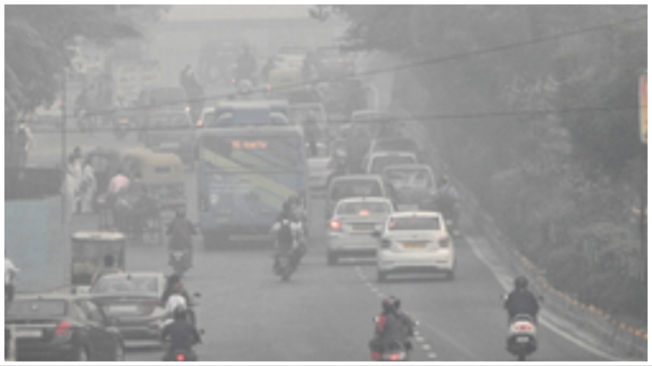 Amid rising air pollution, all Delhi schools to stay closed for two days