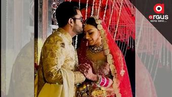 Hansika Motwani shares first picture after wedding, flaunts her mehendi, chooda