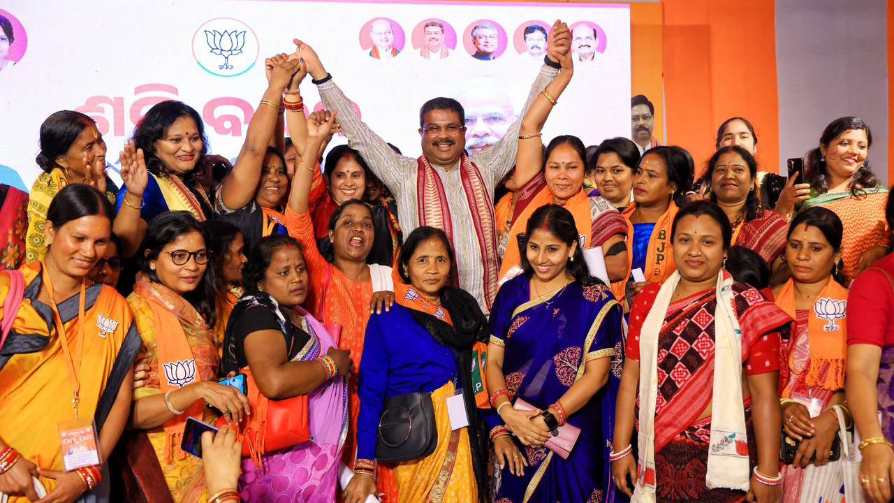 Pradhan Targets Odisha Govt Over 'Irregularities' In Junior Teacher Recruitments