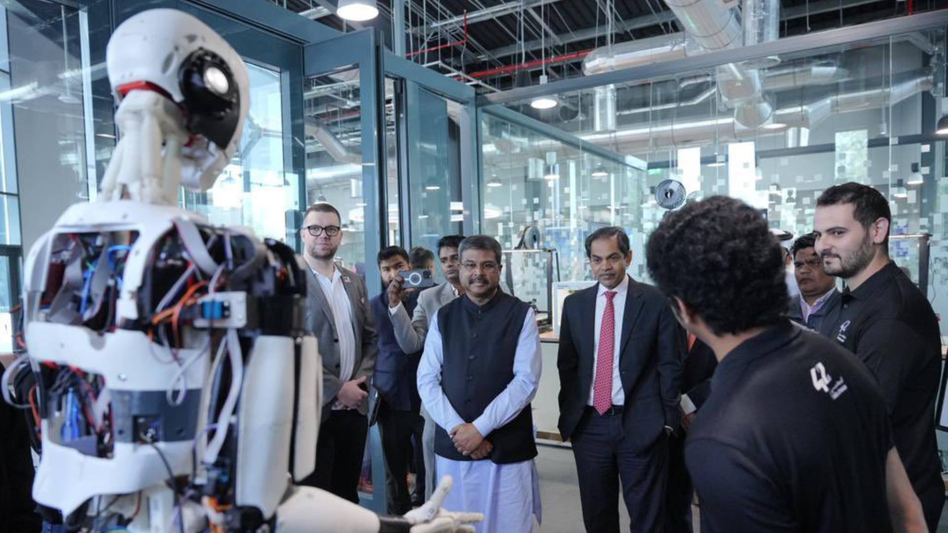 Dharmendra Pradhan Visits 42 Abu Dhabi, Bolsters Academic Relations Between India And UAE