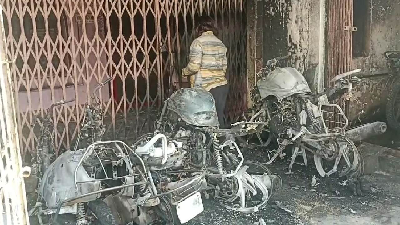 6 Bikes Destroyed In Fire Mishap In Jeypore City