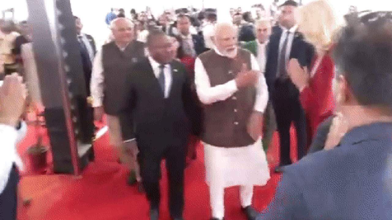 PM Modi Inaugurates Vibrant Gujarat Global Trade Show In Gandhinagar