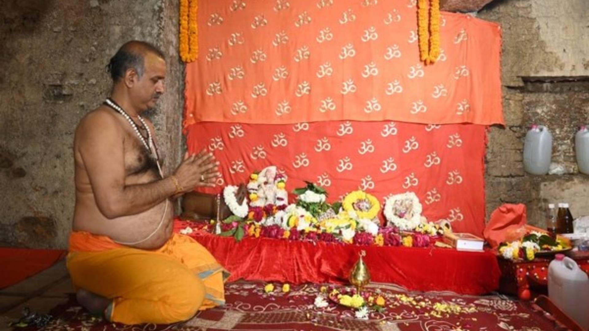 Hindu Side Announces Schedule Of Five 'Aartis' In Gyanvapi Complex