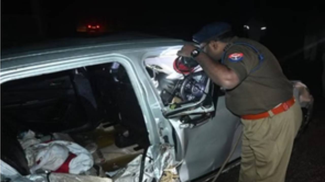 Six Of A Family Killed In Road Mishap In UP, Two Kids Injured