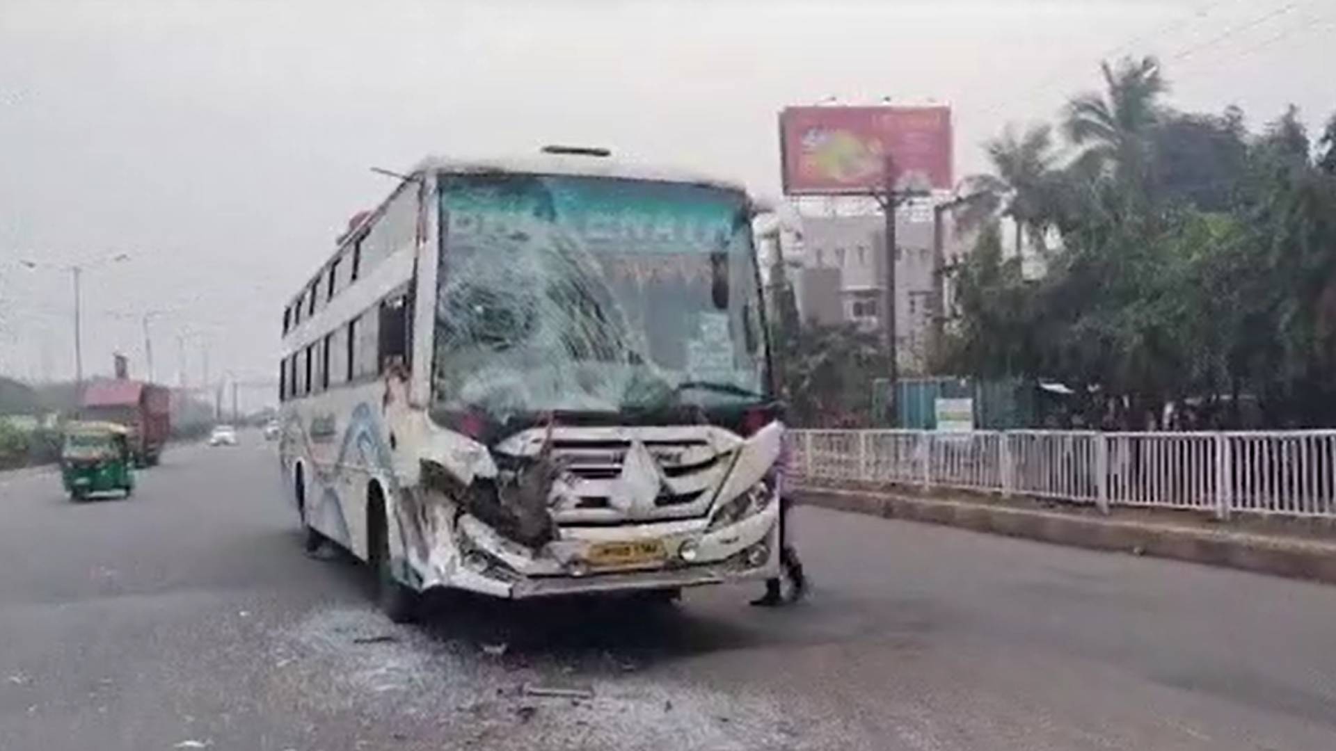 OSRTC And Private Bus Collide In Bhubaneswar, Several Injured