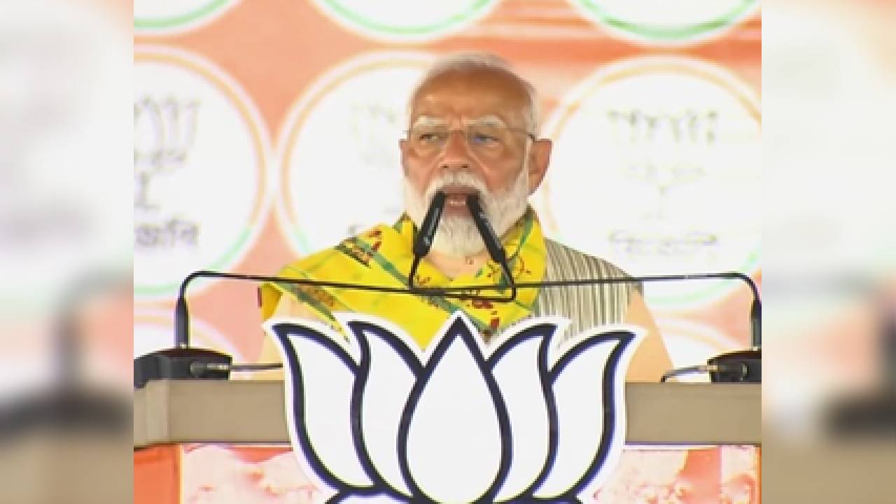 Bengal CM Threatening RKM, Bharat Sevashram, ISKCON For Appeasement Politics: PM Modi
