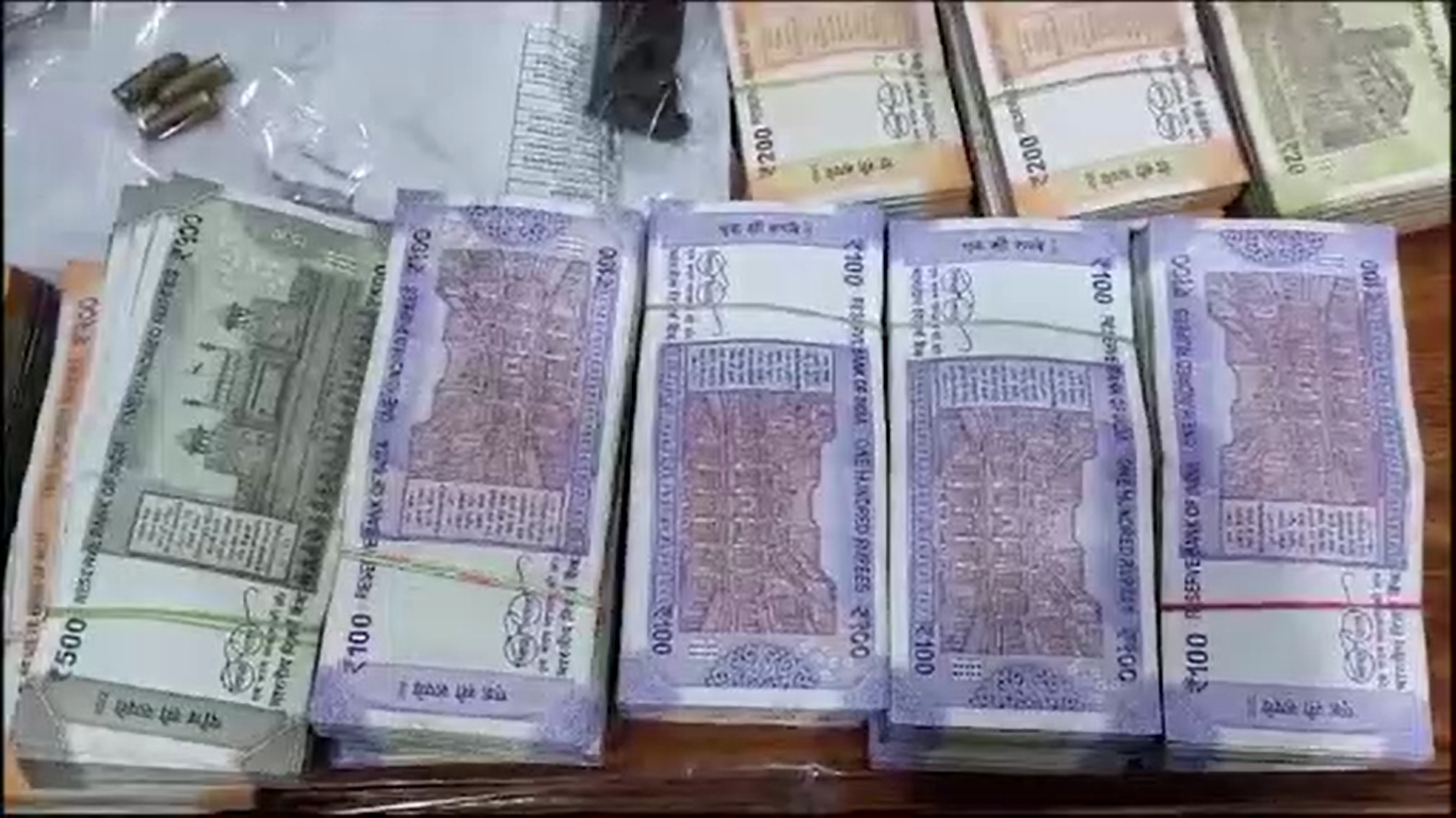 ସମ୍ବଲପୁରରେ ଏନକାଉଣ୍ଟର, ଅଭିଯୁକ୍ତ ଗୁରୁତର