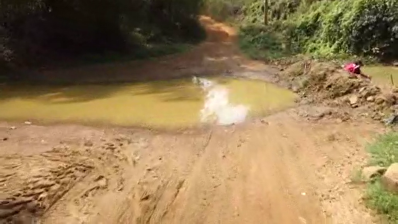 ଟେଣୁଆକୁ ବେଙ୍ଗନାଳ ଚିନ୍ତା, ନାଳ ଉପରେ ହେଇପାରୁନି ପୋଲ