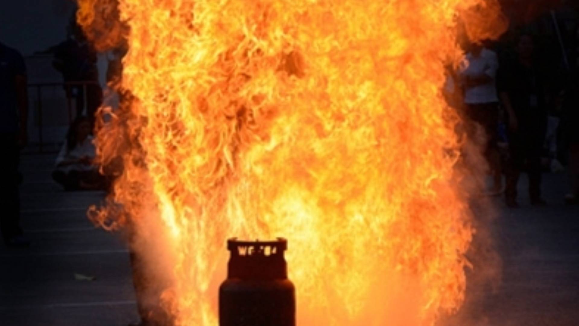 6 injured, 5 Houses Damaged In B'luru LPG Cylinder Blast