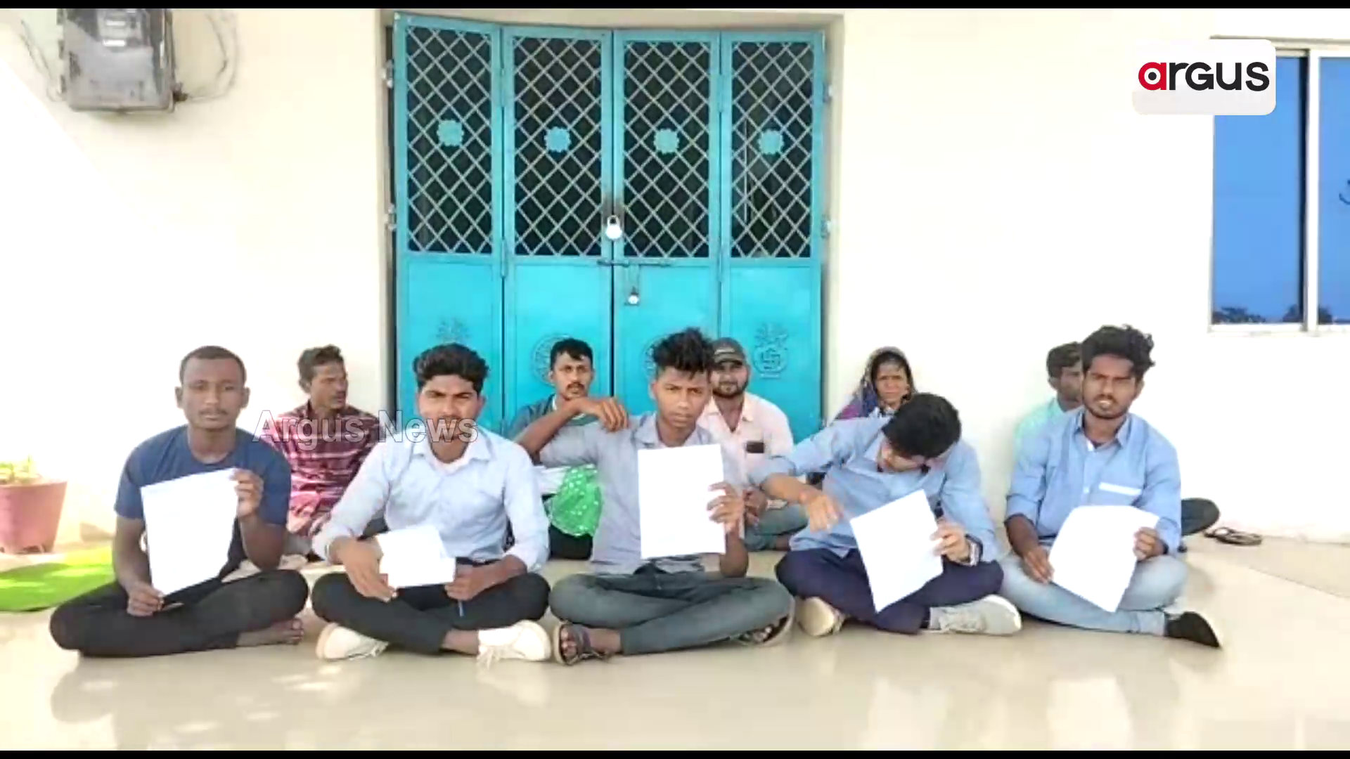 ସାର୍ଟିଫିକେଟ୍ ପାଇଁ ଛାତ୍ରଙ୍କ ଧାରଣା