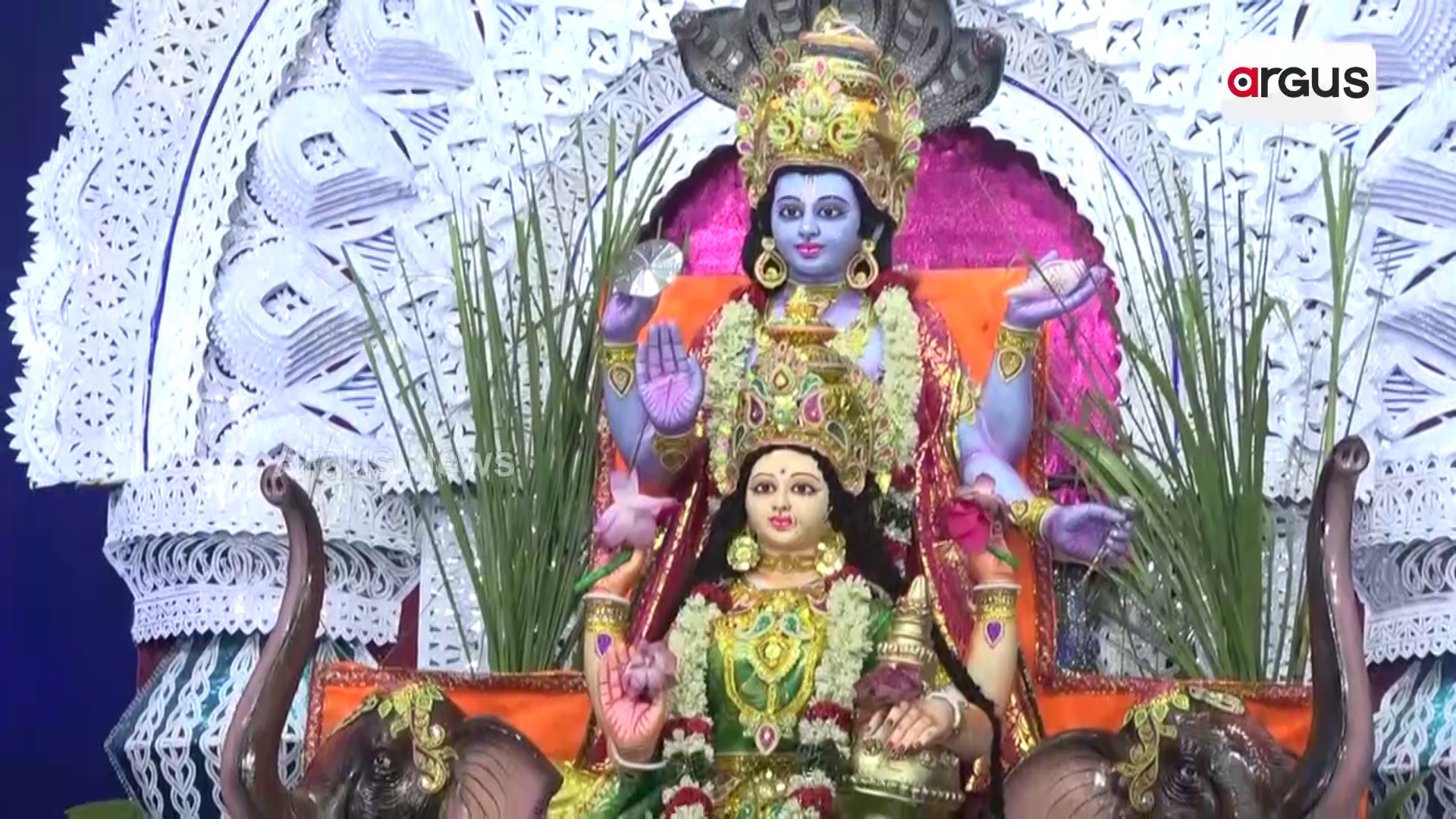ଜଗତଜନନୀଙ୍କ ମା' ଦୁର୍ଗାଙ୍କ ମେଲାଣି ପରେ ଧରାପୃଷ୍ଠକୁ ଧରାବତଣ କରିବେ ଧନଦାତ୍ରୀ ମା' ଲକ୍ଷ୍ମୀ